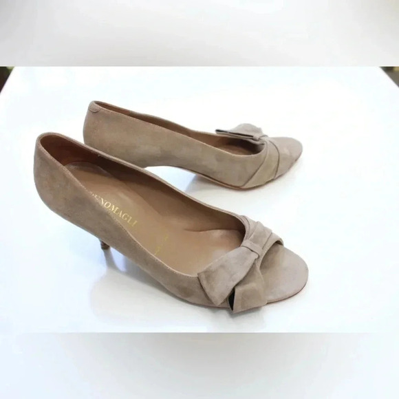 Bruno Magli peep toe pumps - Picture 12 of 16